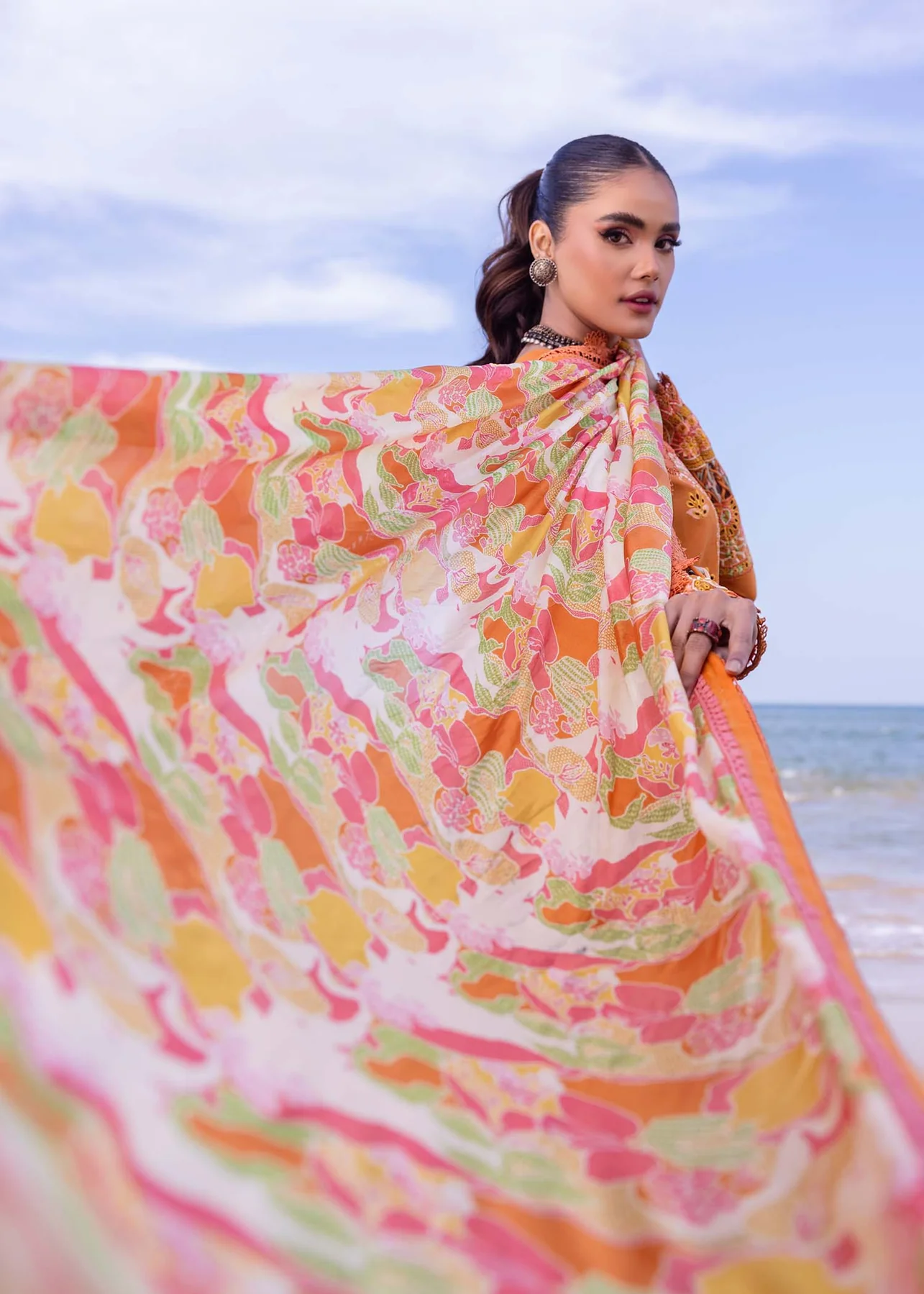 akbar aslam luxury lawn 2024 | oasis | u 107 akbar aslam luxury lawn 2024 | oasis | u 107
