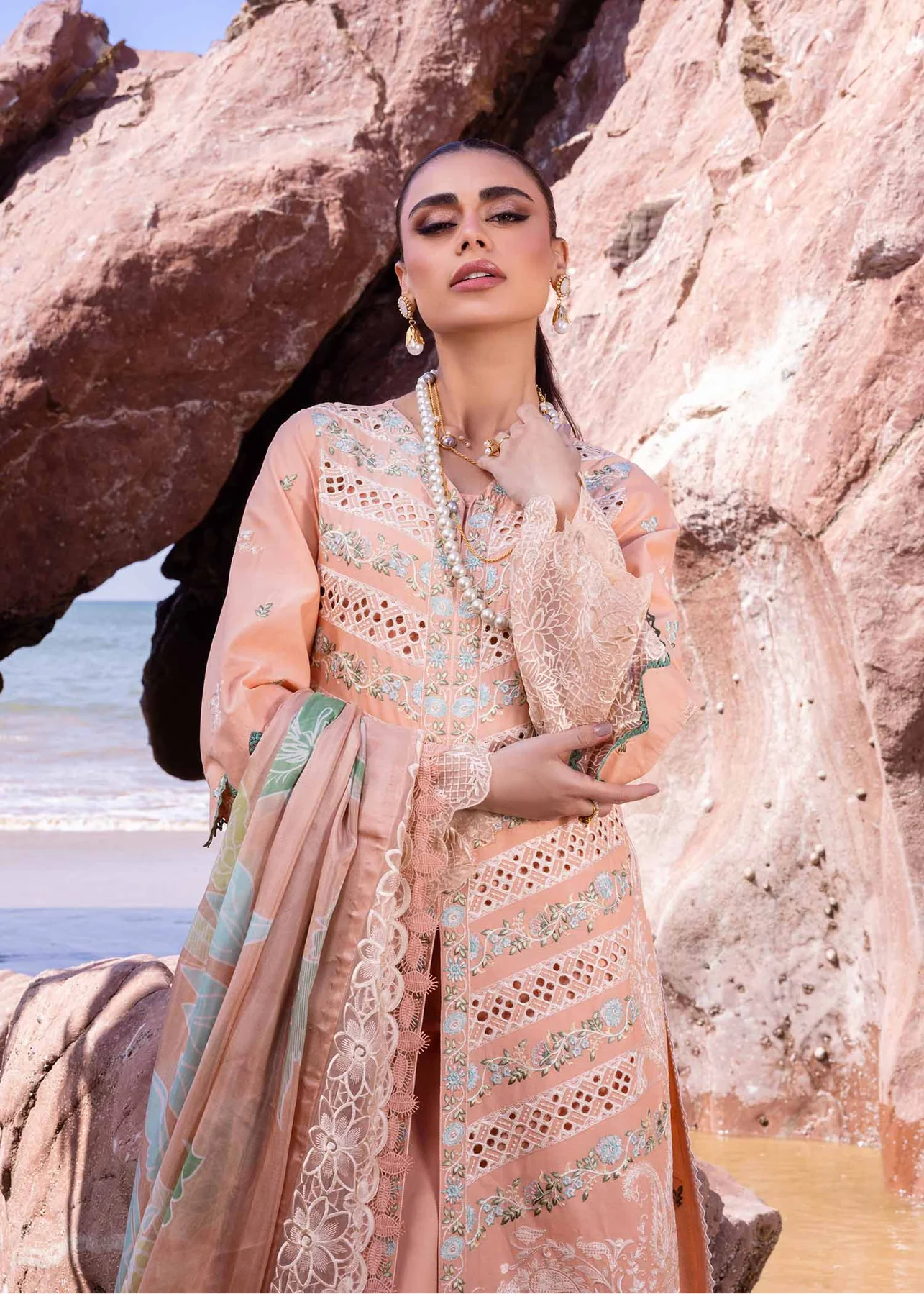 akbar aslam luxury lawn 2024 | oasis | u 108 akbar aslam luxury lawn 2024 | oasis | u 108