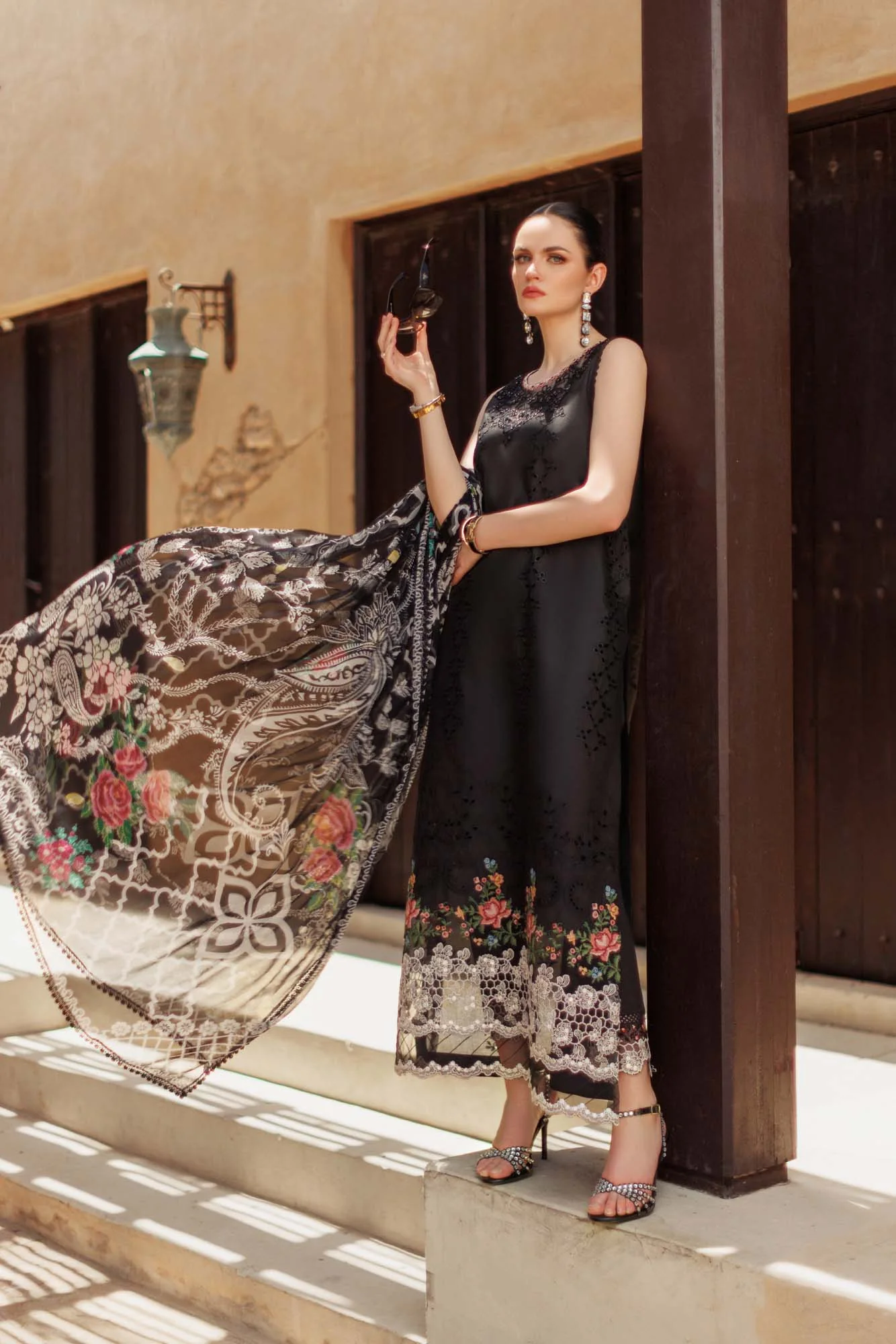 noor handwork laserkari lawn’24 | d6 noor handwork laserkari lawn’24 | d6