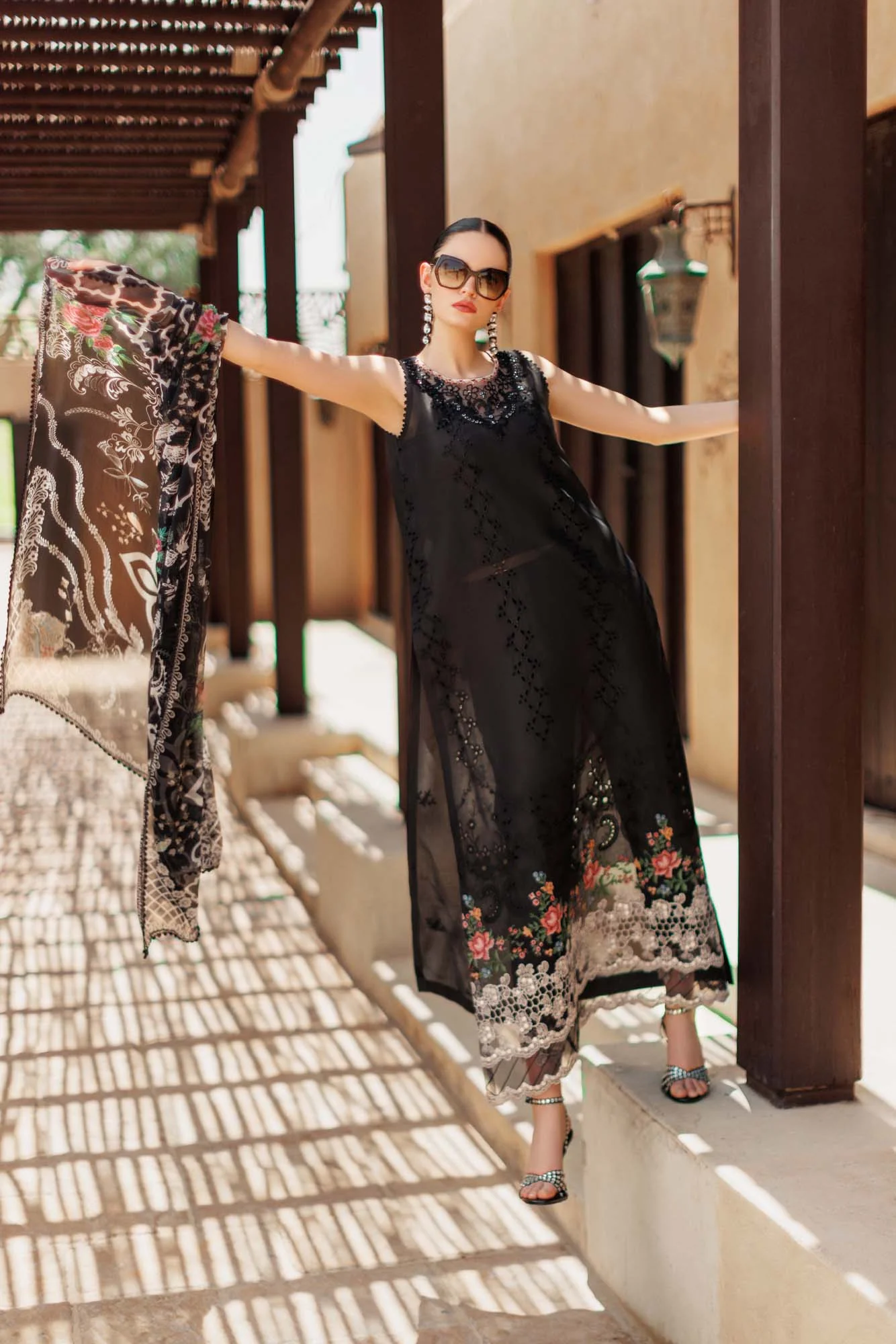 noor handwork laserkari lawn’24 | d6 noor handwork laserkari lawn’24 | d6