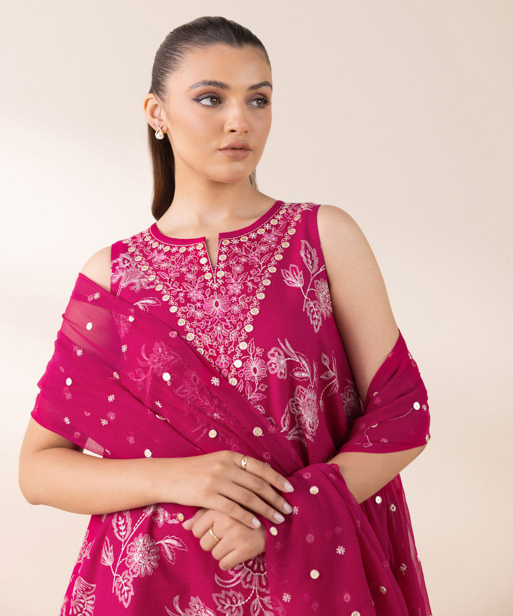 intermix by sapphire 2025 | 0u3pest25v06 intermix by sapphire 2025 | 0u3pest25v06