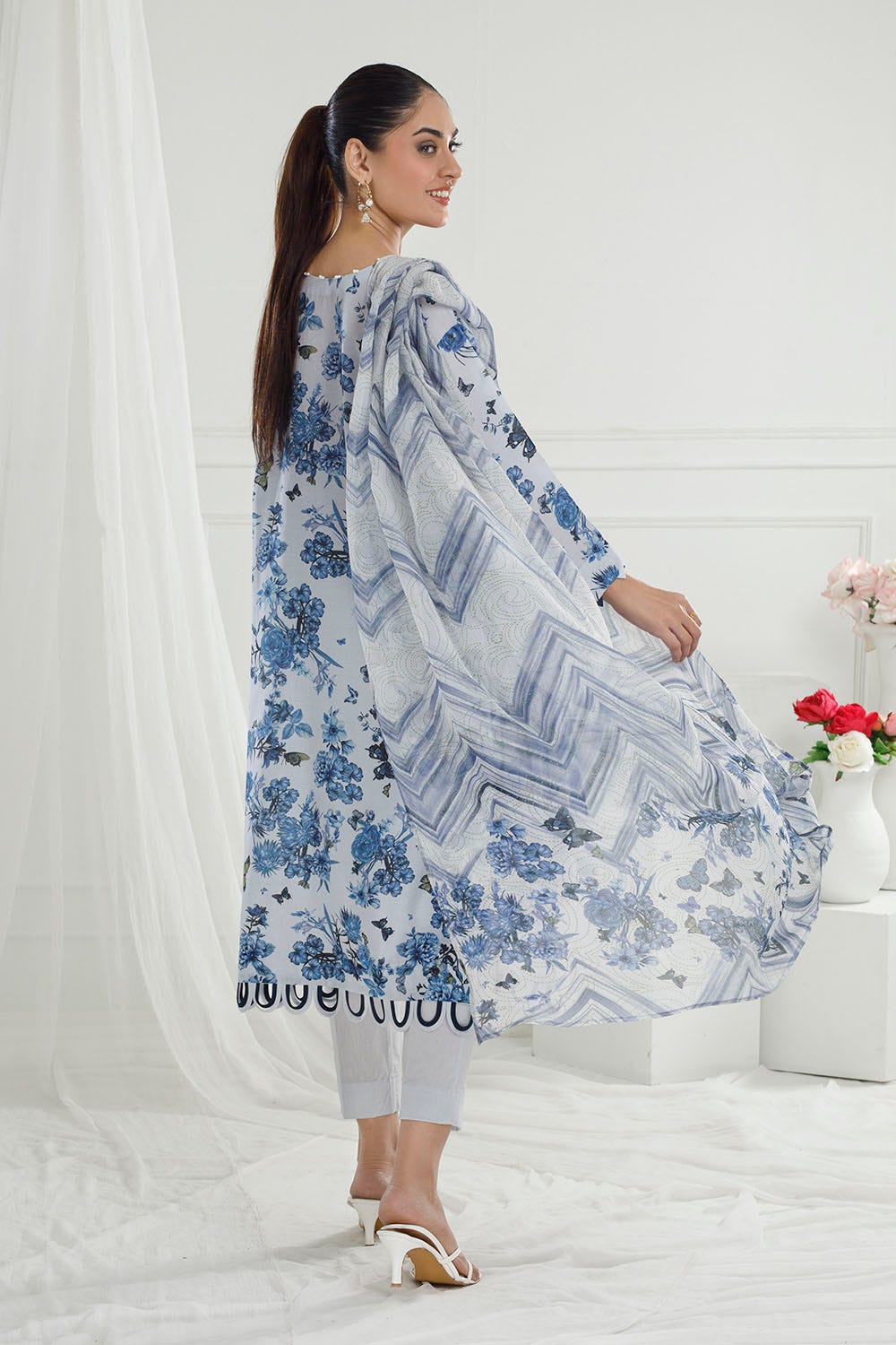 gul ahmed the floral world 2025 | sy 52003 gul ahmed the floral world 2025 | sy 52003