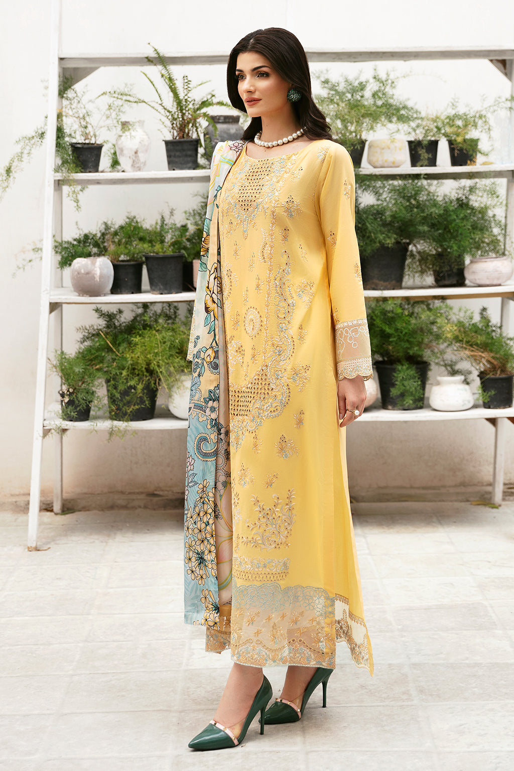 ramsha andaaz luxury lawn | vol 09 | z 910 ramsha andaaz luxury lawn | vol 09 | z 910