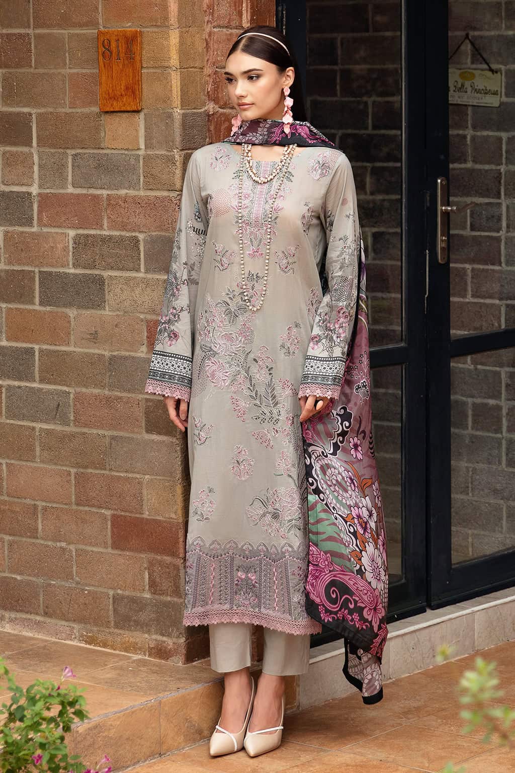 ramsha riwayat embroidered lawn collection 2024| y 902 ramsha riwayat embroidered lawn collection 2024| y 902