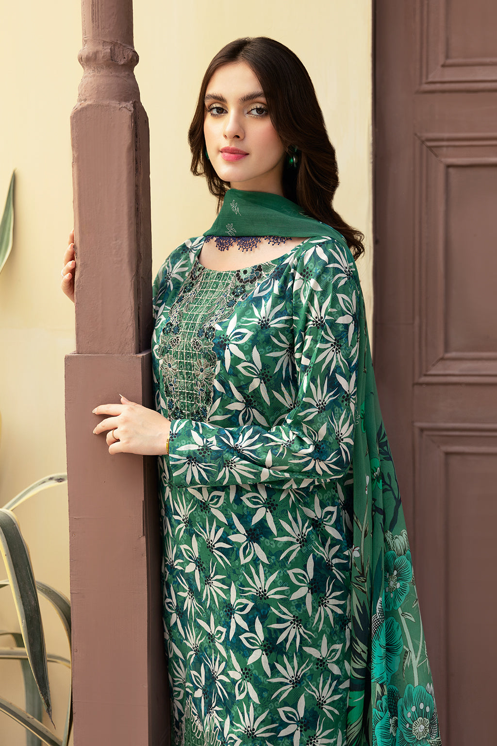 rangrez by ramsha | lawn | n 507 rangrez by ramsha | lawn | n 507