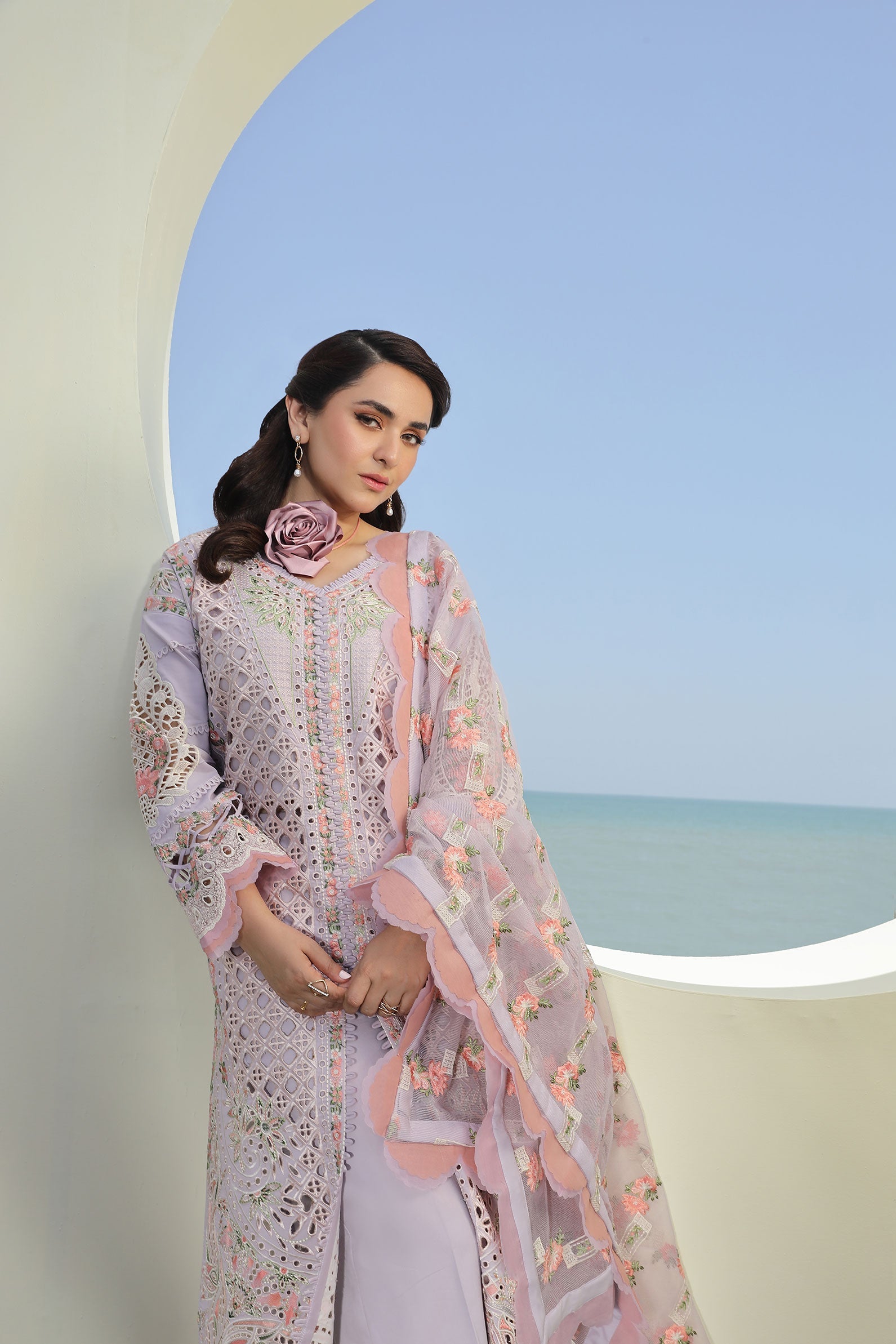 maryam hussain luxury lawn 24 | feroz maryam hussain luxury lawn 24 | feroz