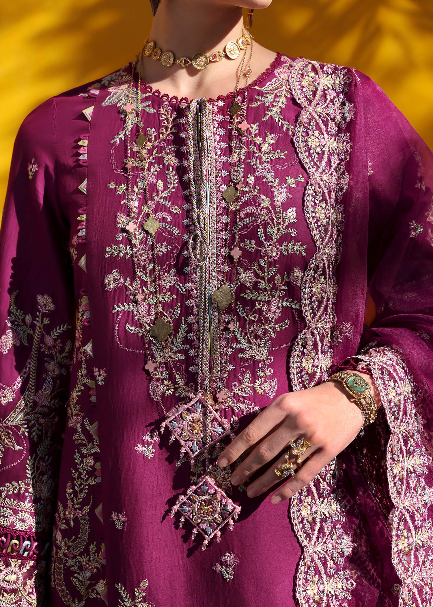 elysia luxury lawn 2025 by kanwal malik | lavena elysia luxury lawn 2025 by kanwal malik | lavena