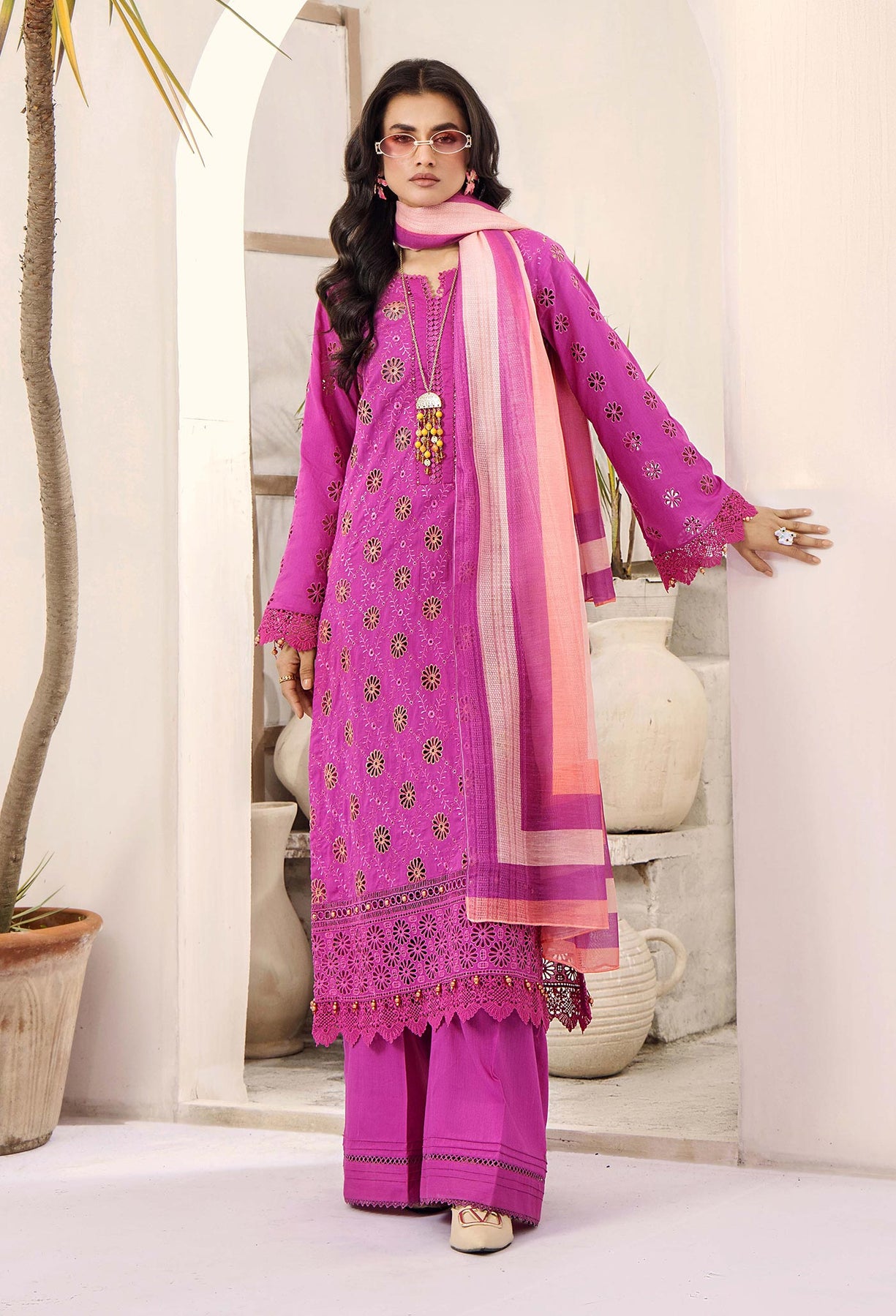 39a0039 1225x1800.jpg 39a0039 1225x1800.jpg