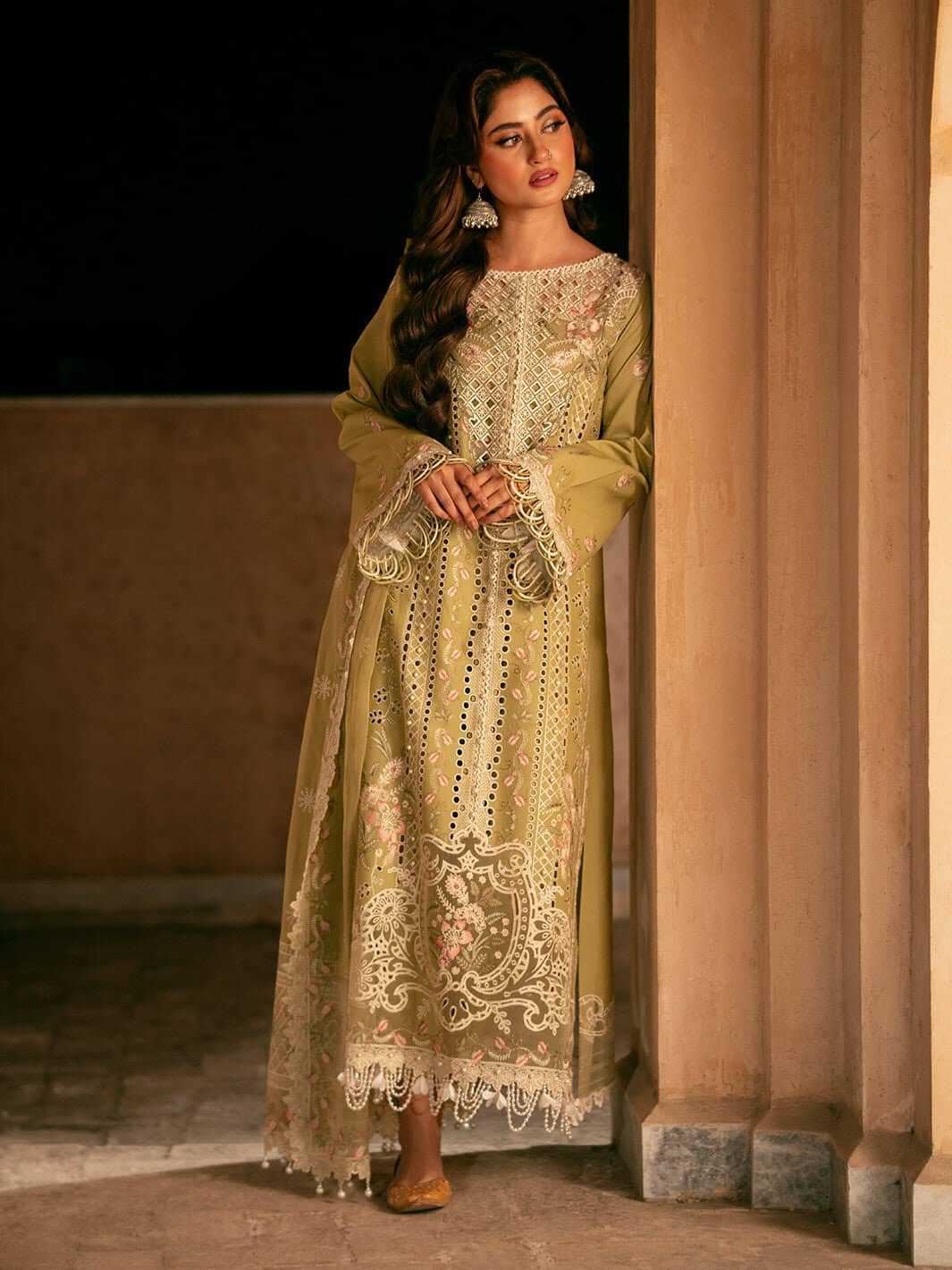 dilbaro embroidered festive lawn ’24 | 405 a dilbaro embroidered festive lawn ’24 | 405 a