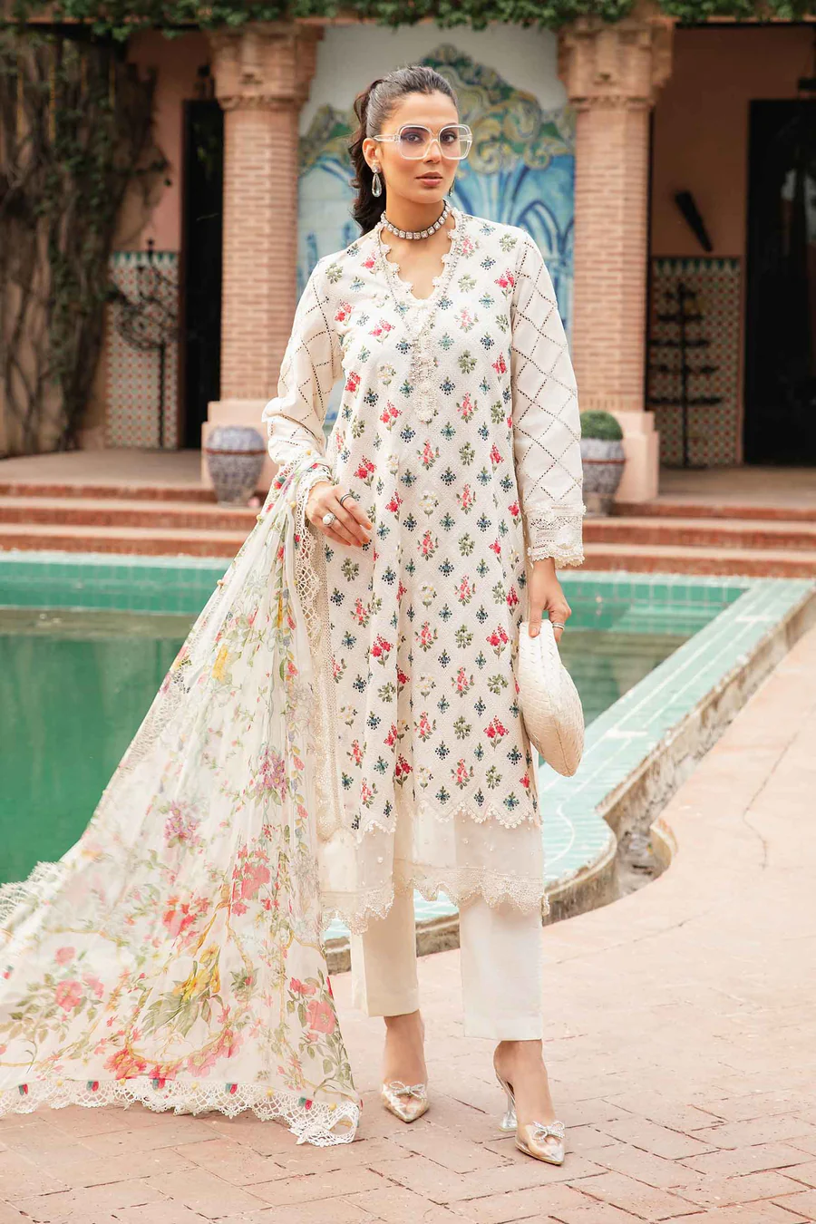 maria b m.prints | summer lawn 2024 | vol 2 | mpt 2203 a maria b m.prints | summer lawn 2024 | vol 2 | mpt 2203 a