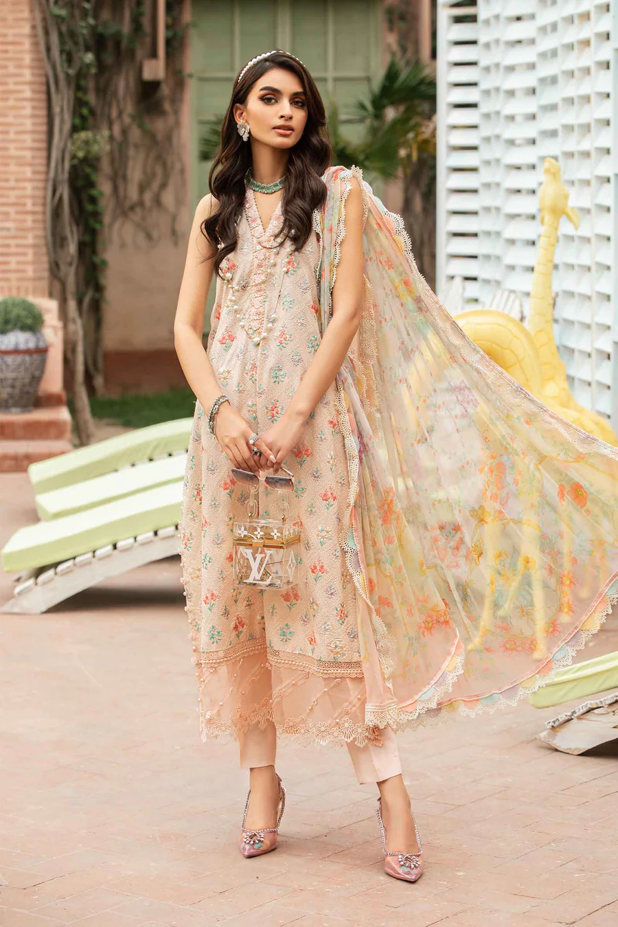 maria b m.prints | summer lawn 2024 | vol 2 | mpt 2203 b maria b m.prints | summer lawn 2024 | vol 2 | mpt 2203 b