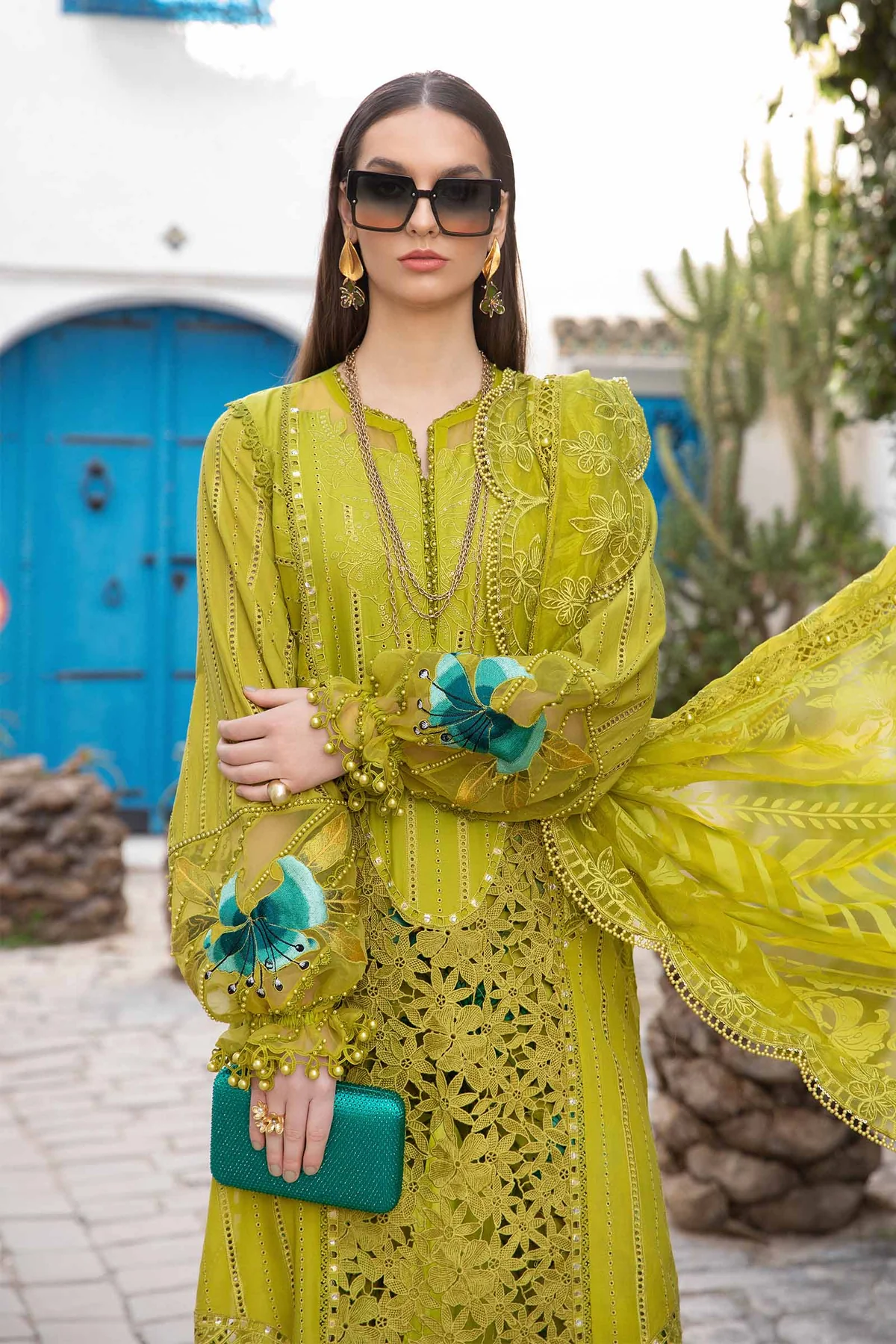 maria b luxury lawn 2024 | 8a maria b luxury lawn 2024 | 8a