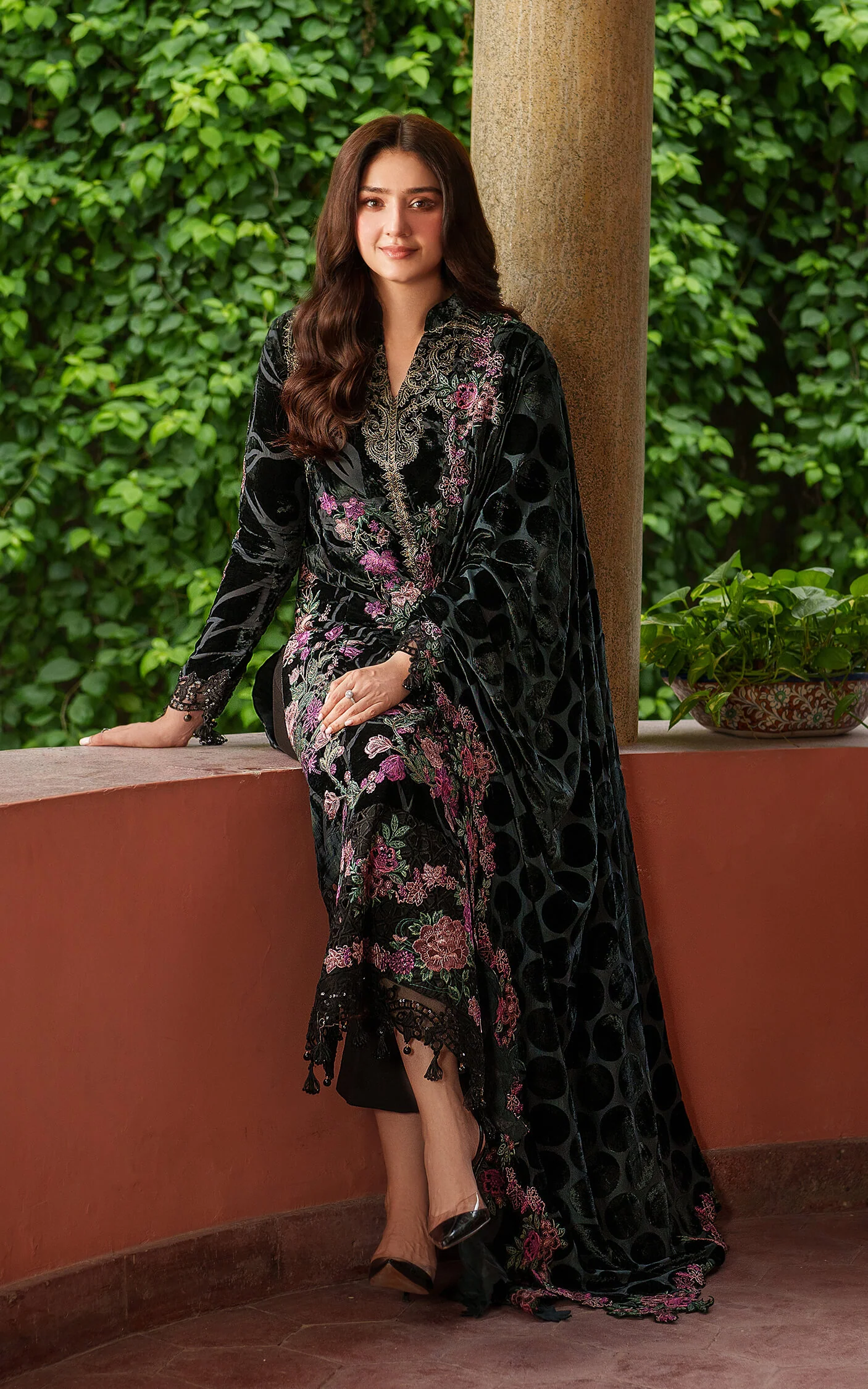 asifa nabeel embroidered winter’25 || eira lwc25 02 asifa nabeel embroidered winter’25 || eira lwc25 02