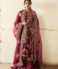 hrluxuryfestive2420297copy 2400x.webp