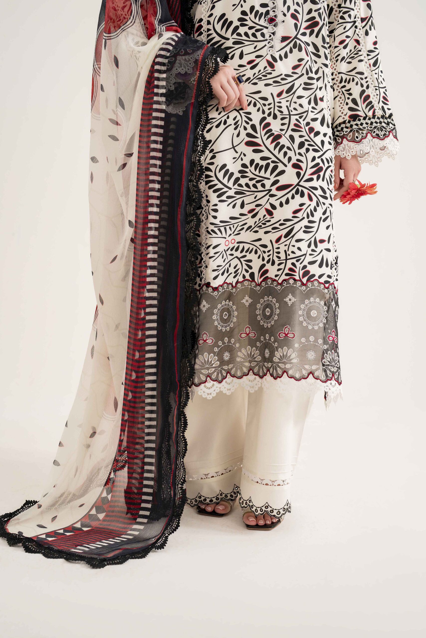 sable lila lawn | sal 05 24 sable lila lawn | sal 05 24