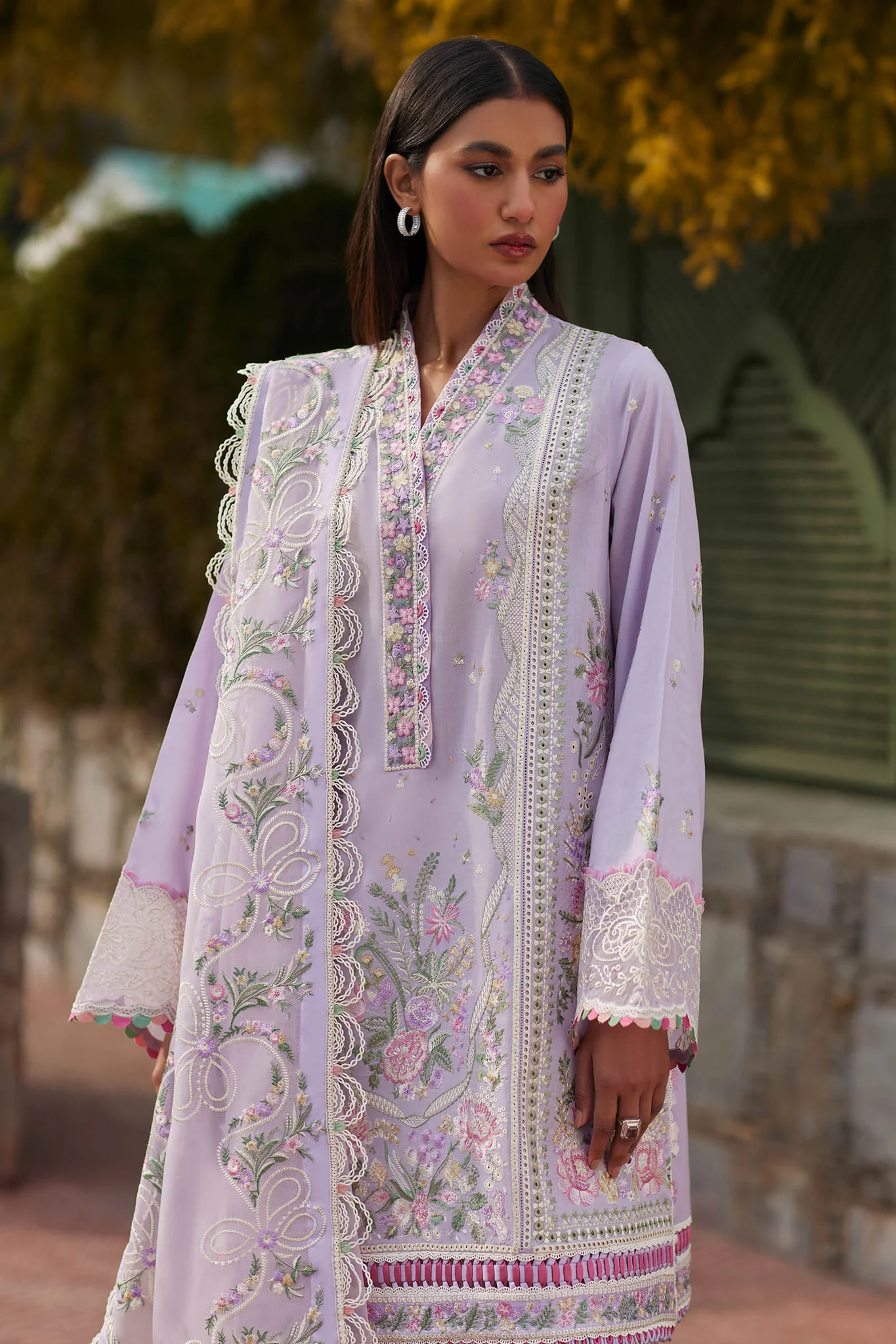elan lawn 2024 | el24 08 a elan lawn 2024 | el24 08 a