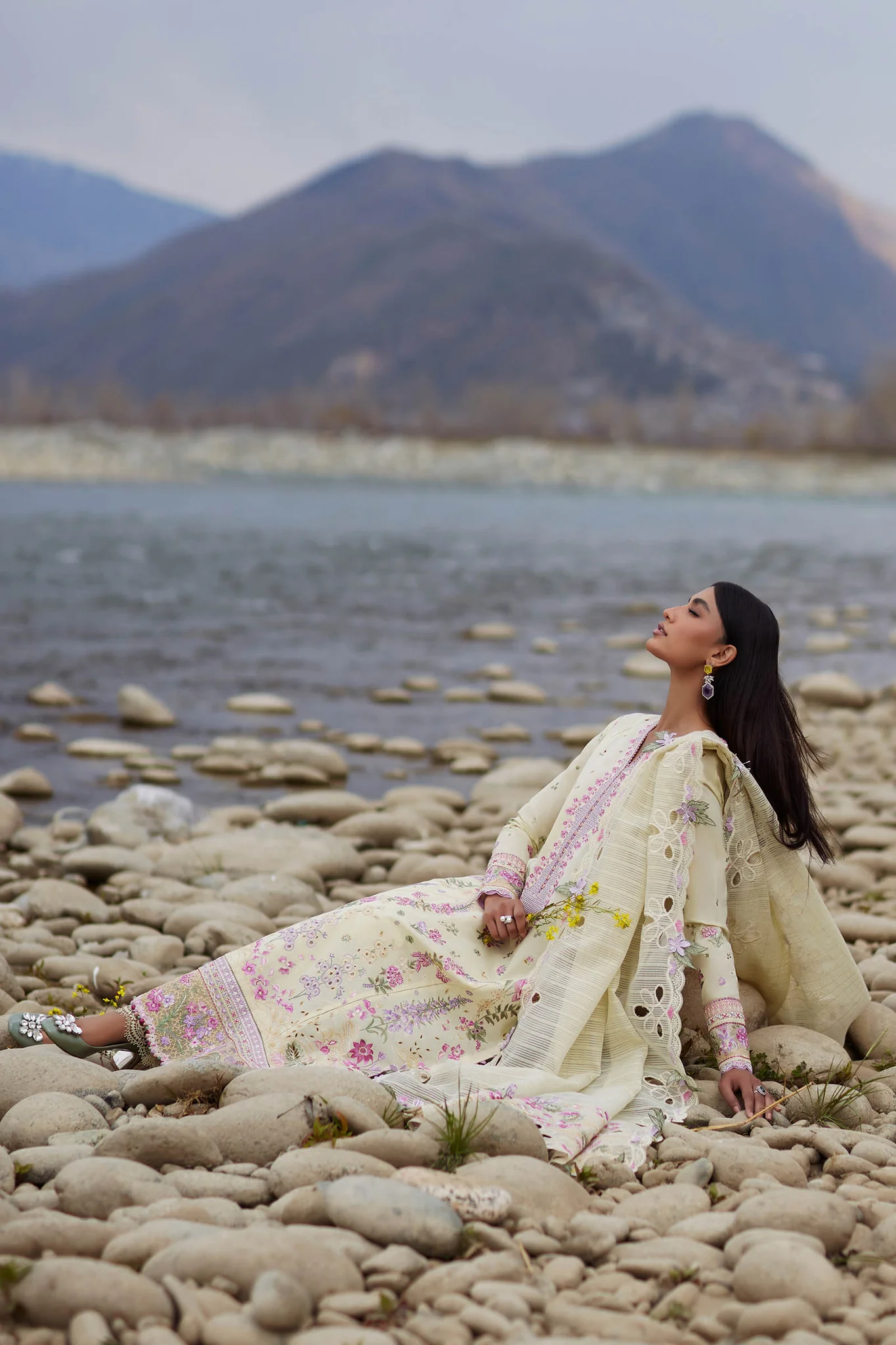 elan lawn 2024 | el24 02 b elan lawn 2024 | el24 02 b