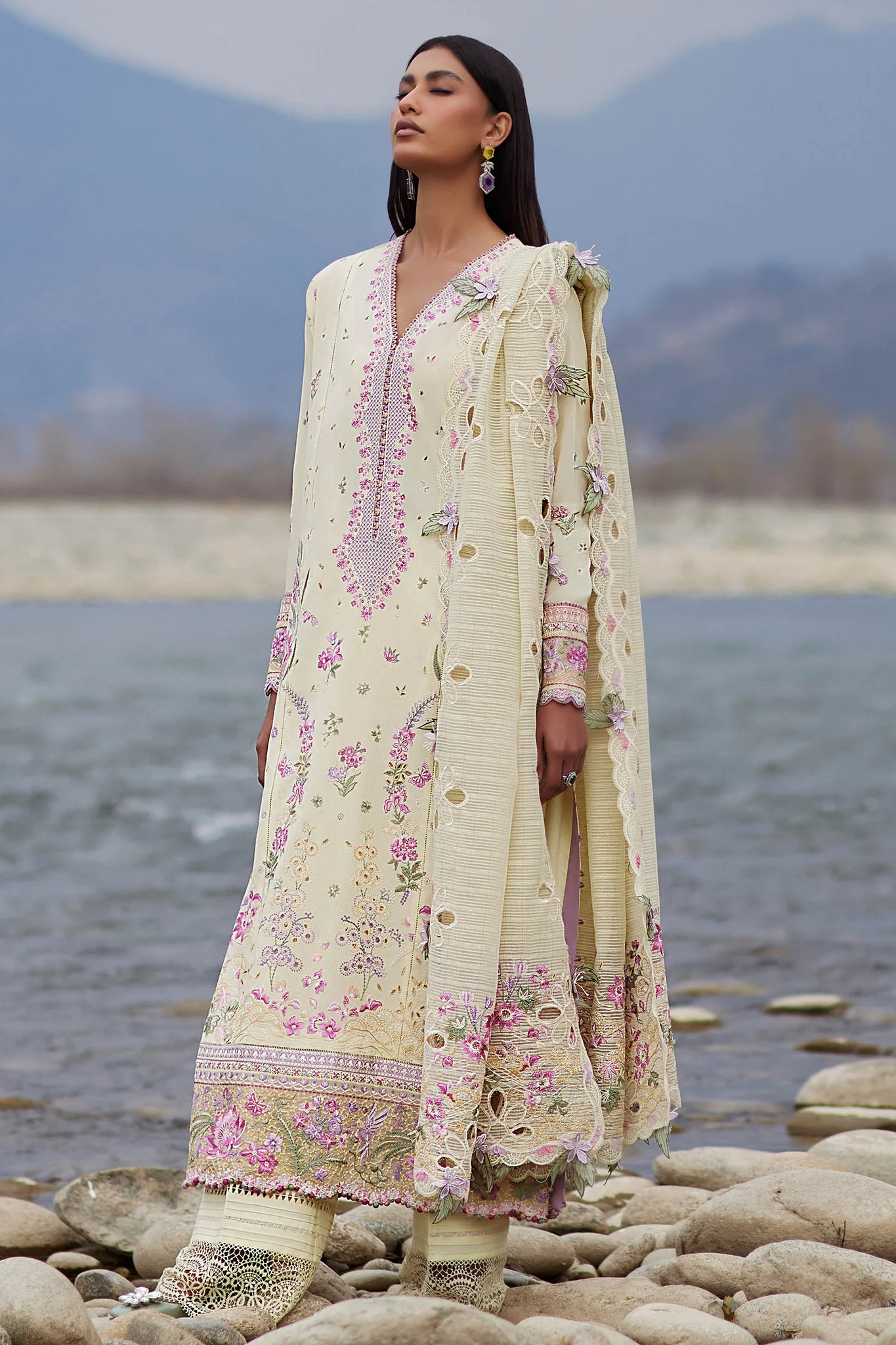 elan lawn 2024 | el24 02 b elan lawn 2024 | el24 02 b