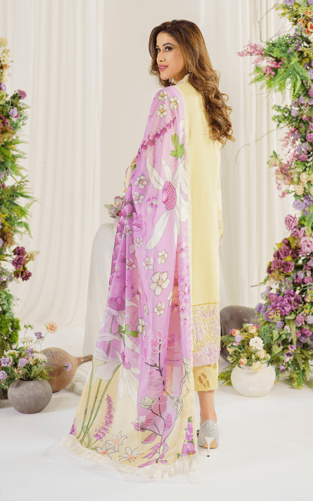 pretty in pink by asifa & nabeel | versaila (pp 10) pretty in pink by asifa & nabeel | versaila (pp 10)