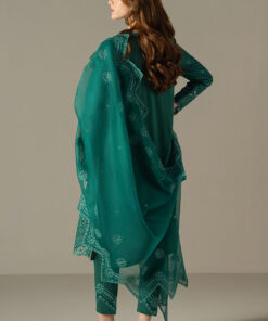 chikankari lawn by cross stitch 2025 | verdent flora