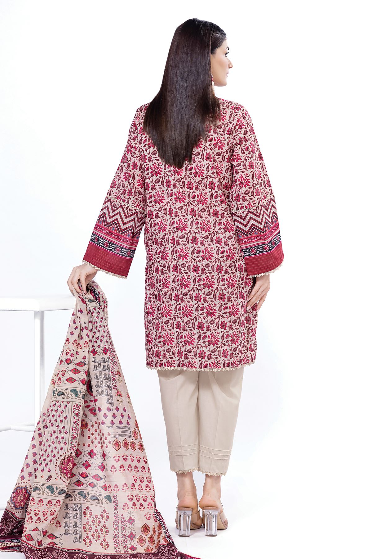 the print story lawn by khaadi 2025 | mn09b multi the print story lawn by khaadi 2025 | mn09b multi