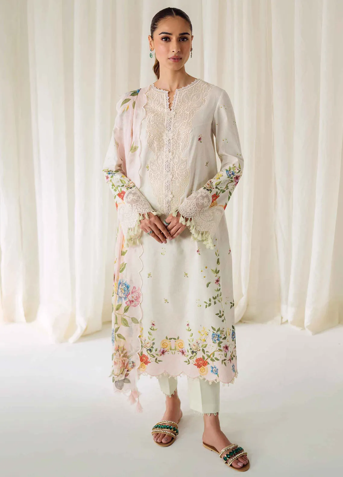 qprintrs by qalamkar embroidered lawn suit unstitched 3 piece qlm24qp ar 03 jose summer collection 1.webp qprintrs by qalamkar embroidered lawn suit unstitched 3 piece qlm24qp ar 03 jose summer collection 1.webp