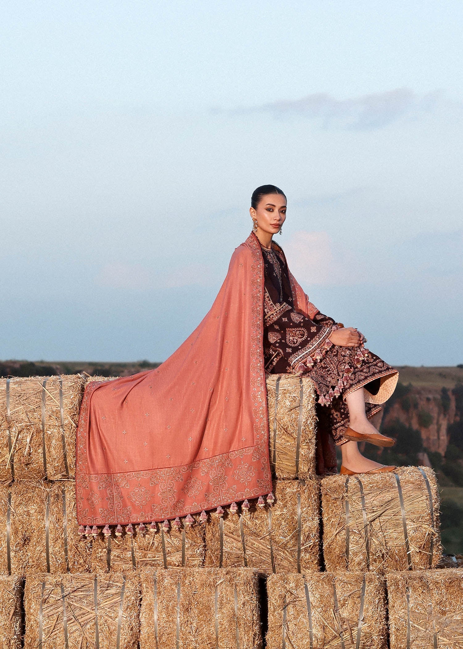 hussain rehar khaddar unstitched’25 || nazneen hussain rehar khaddar unstitched’25 || nazneen